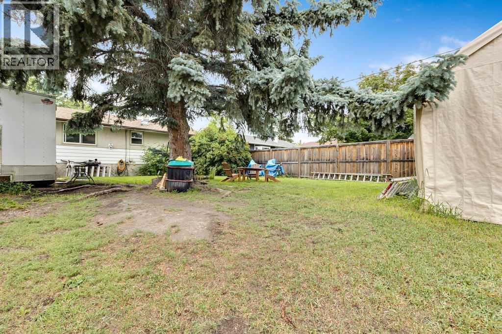 15 Glenway Drive SW