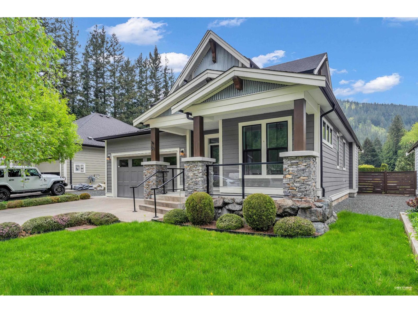 52 1885 COLUMBIA VALLEY ROAD|Cultus Lake South