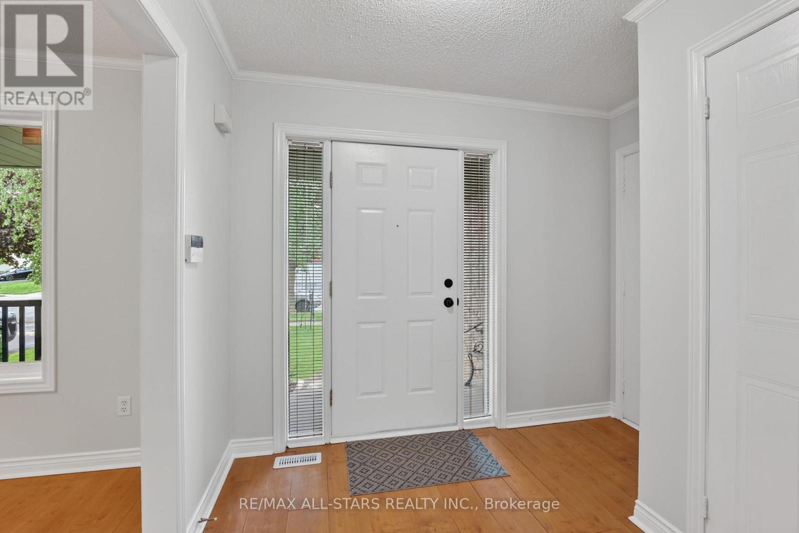 29 LAKEVIEW DRIVE