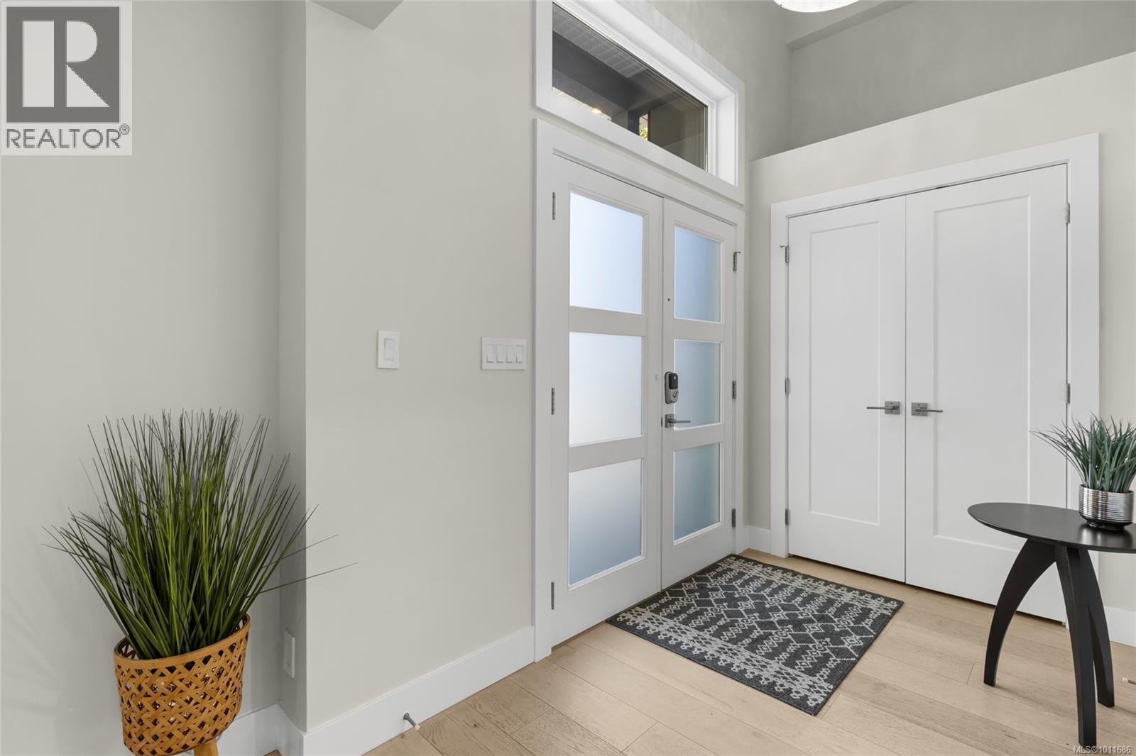 4238 Hayden Crt