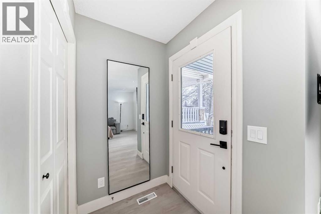 883 Arbour Lake Road NW