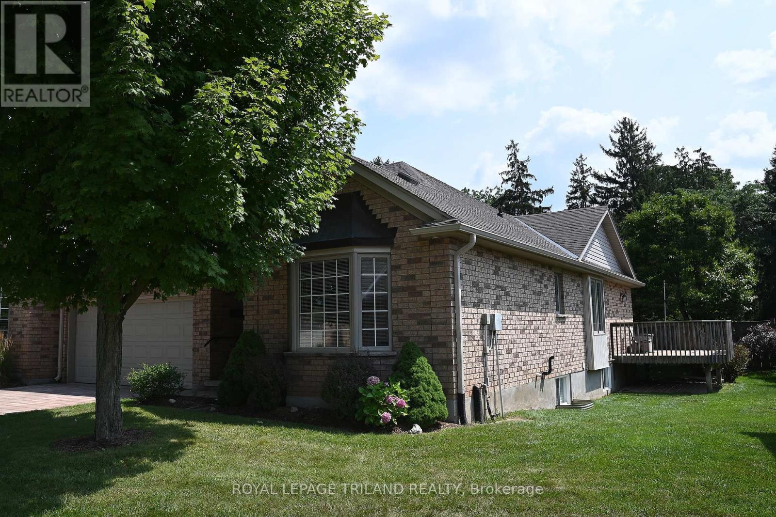 5 - 4067 COLONEL TALBOT ROAD