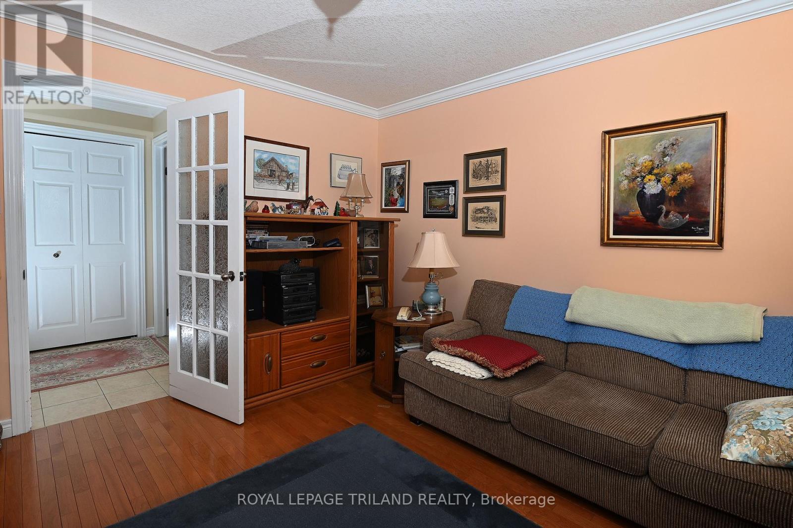 5 - 4067 COLONEL TALBOT ROAD