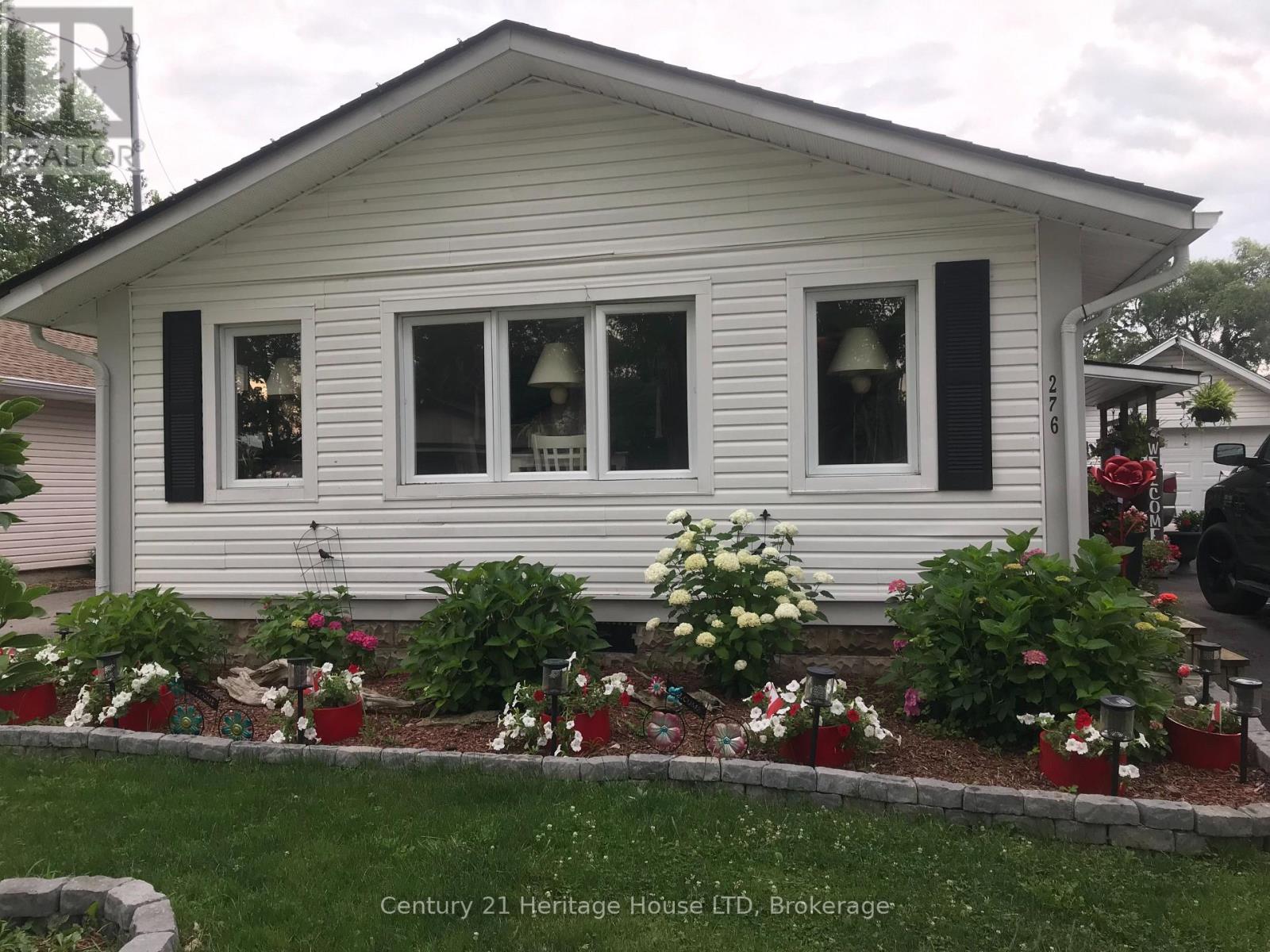 276 OXFORD AVENUE