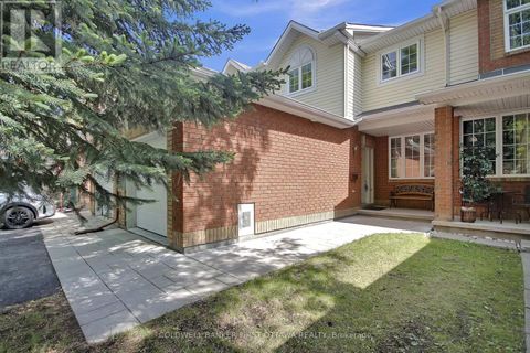 41 TOBERMORY CRESCENT Ottawa ON K2K2S2