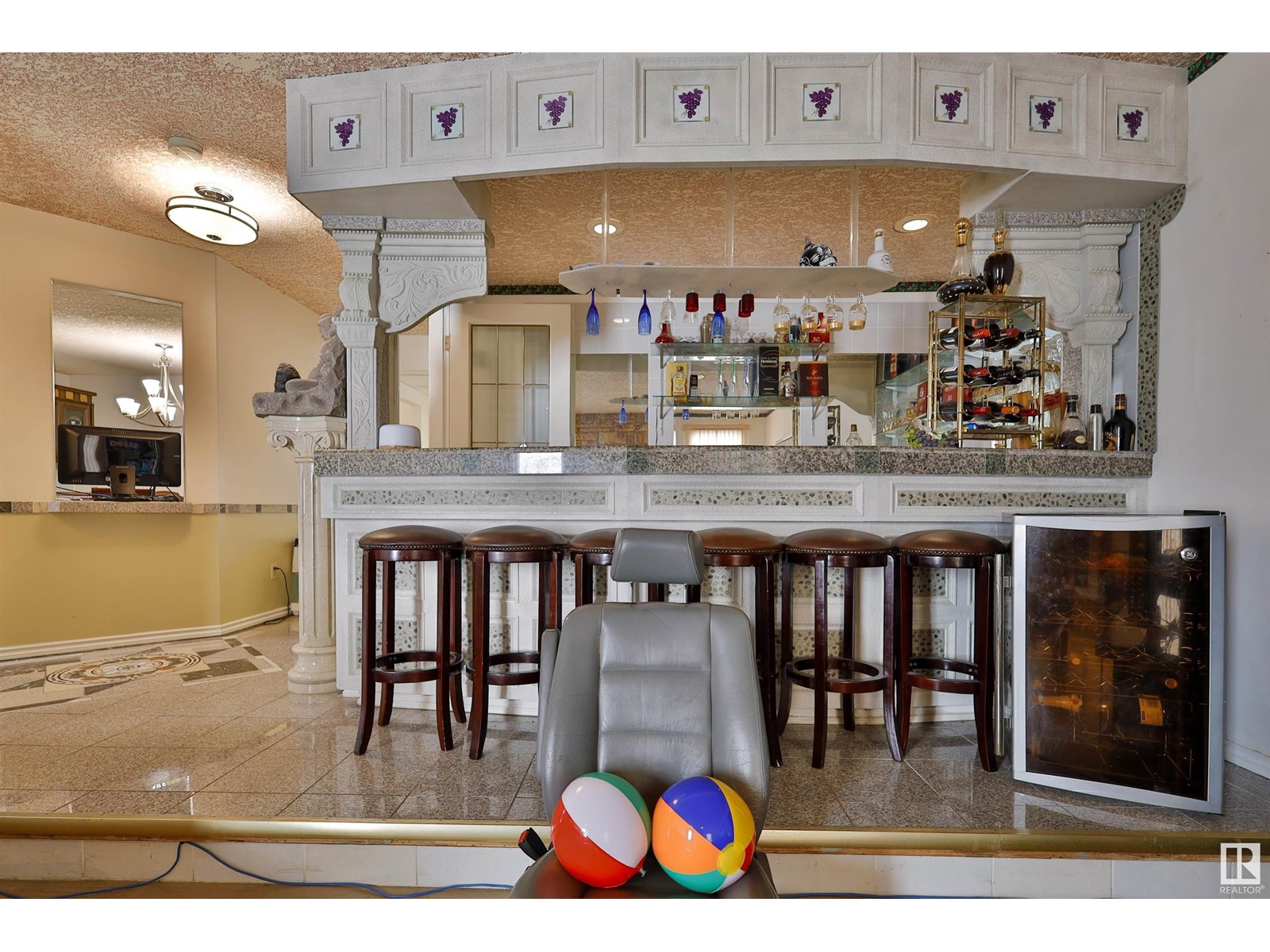 15808 100 ST NW