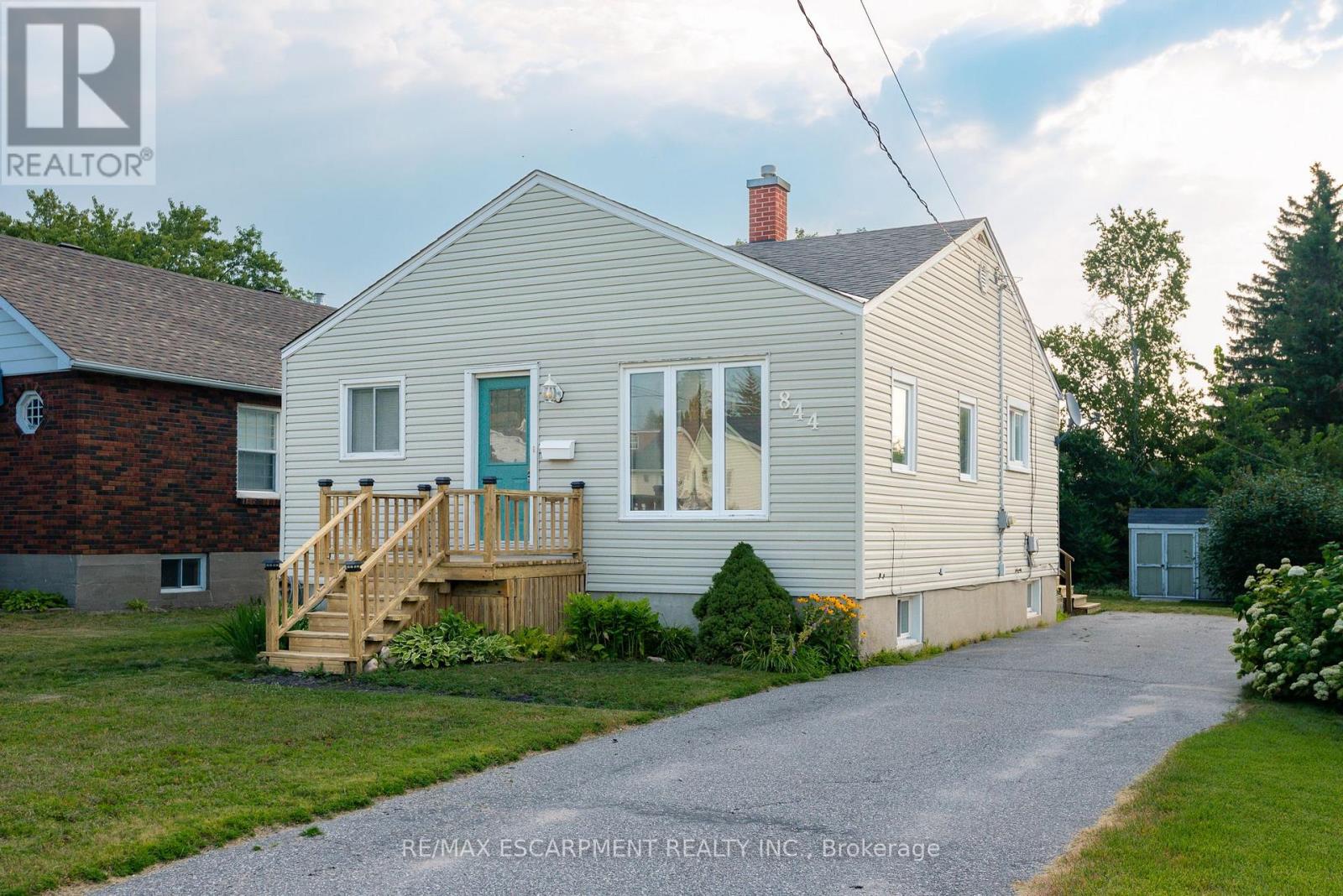 844 ANN STREET