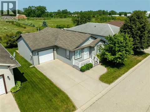1940 LONDON LINE Unit# 207 Sarnia ON N7W1B5