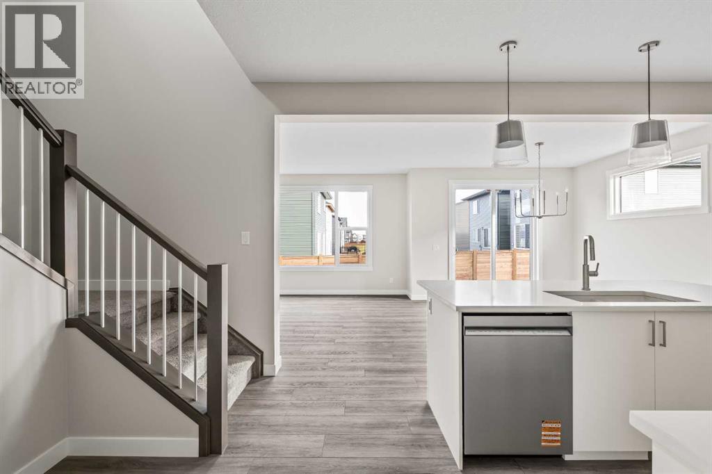 1241 Chinook Winds Circle SW