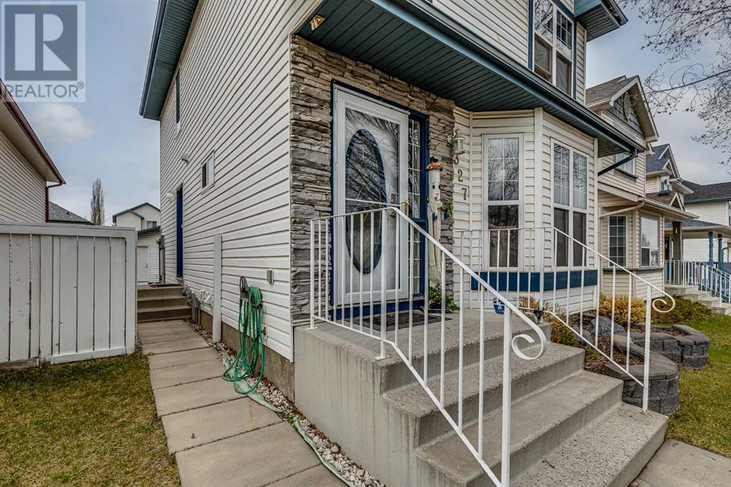 327 Arbour Grove Close NW