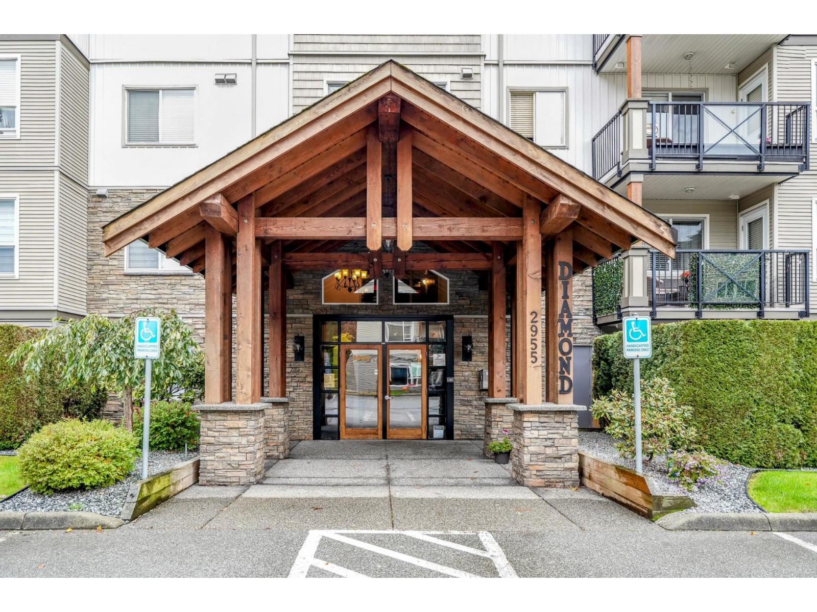 101 2955 DIAMOND CRESCENT