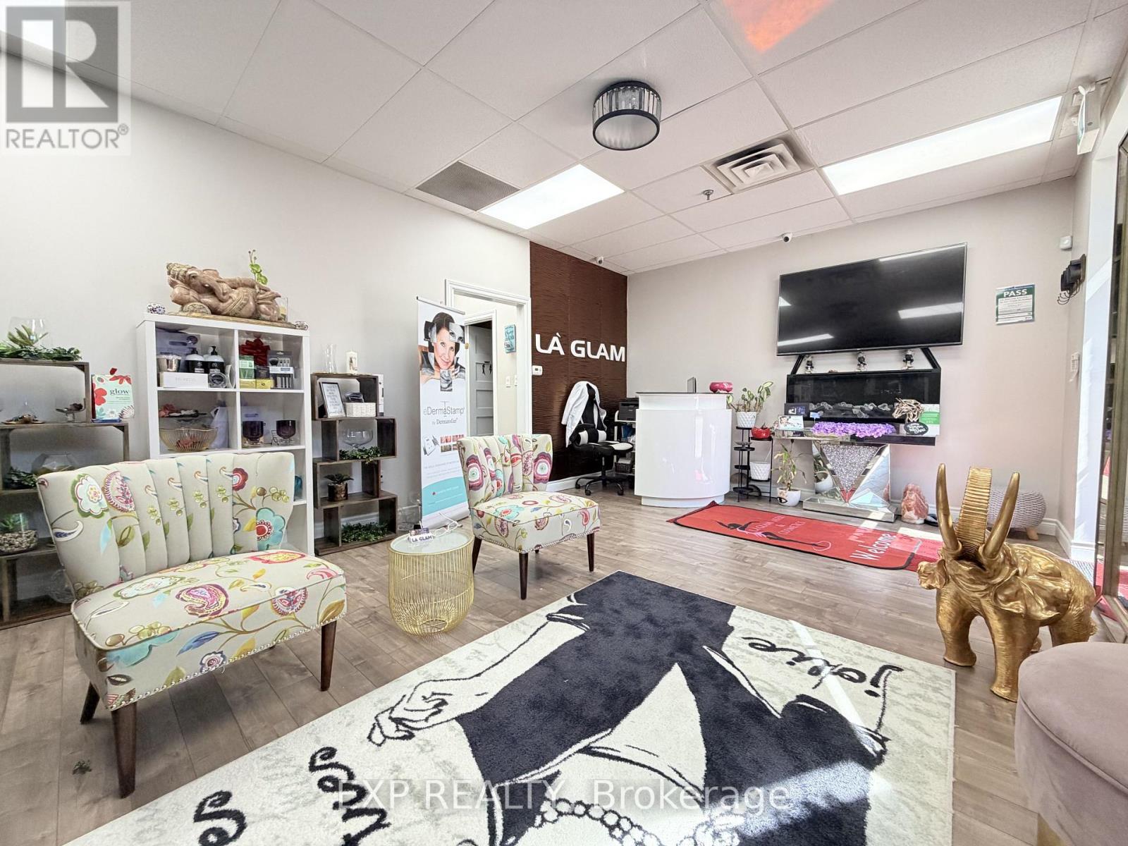 #36 - 5004 TIMBERLEA BOULEVARD