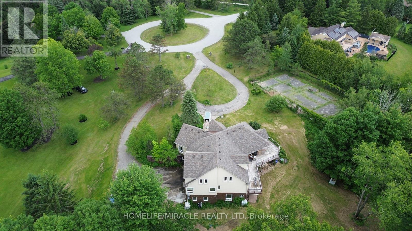 19 TANGLEWOOD DRIVE