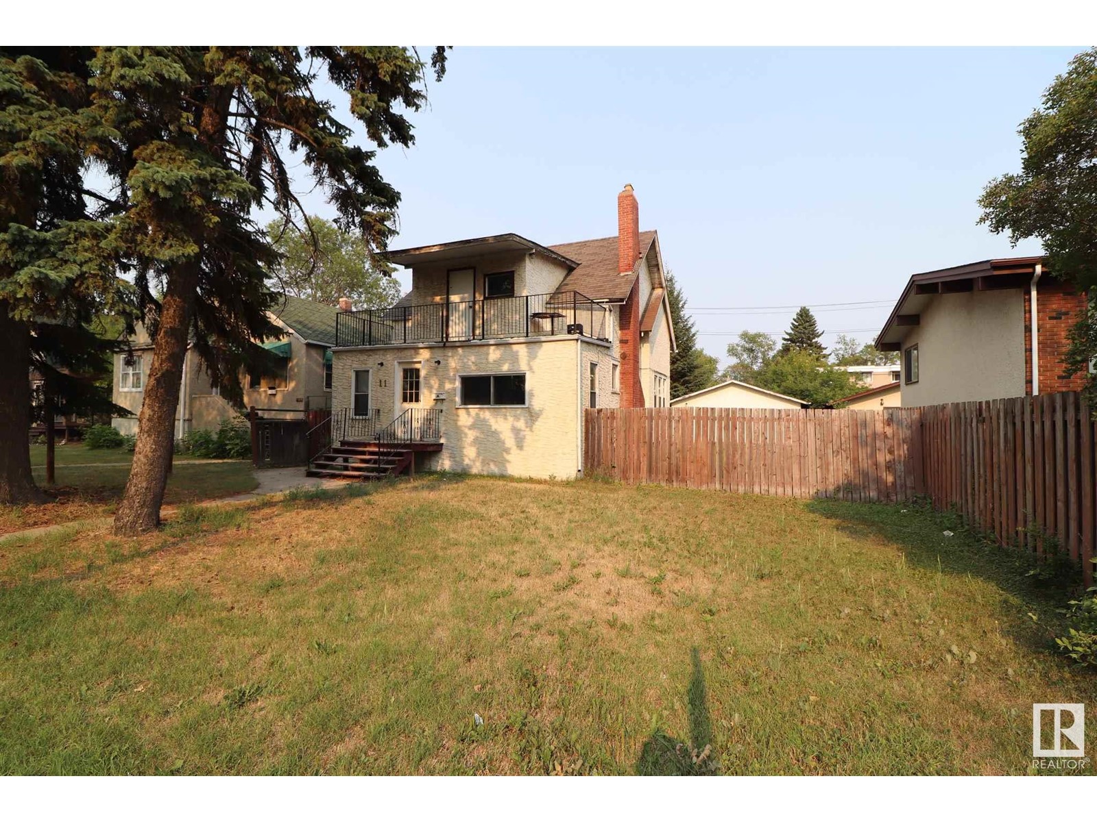 11011 109 ST NW NW