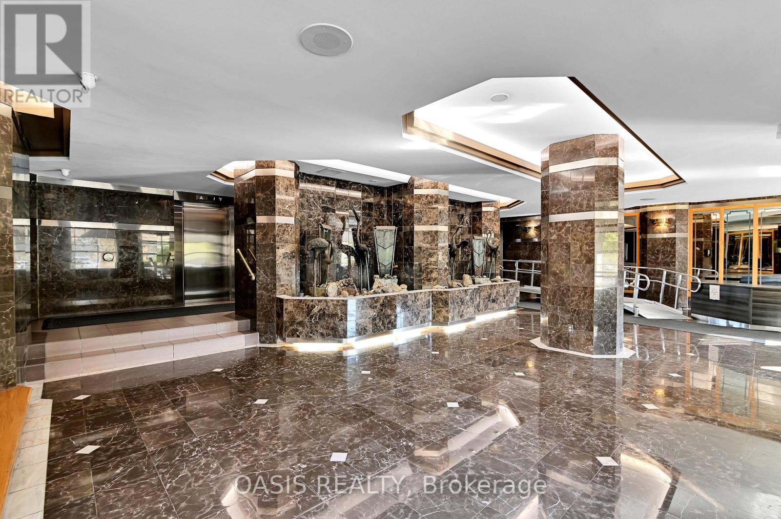 1108 - 2760 CAROUSEL CRESCENT