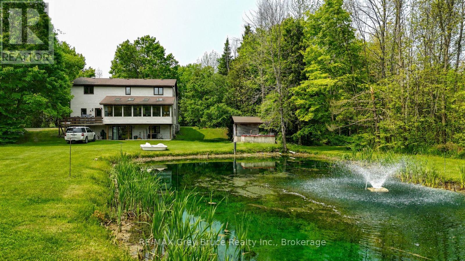 1033 BRUCE ROAD 9