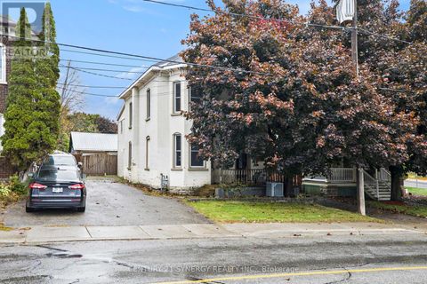 17 ELMSLEY STREET Smiths Falls ON K7A3P1