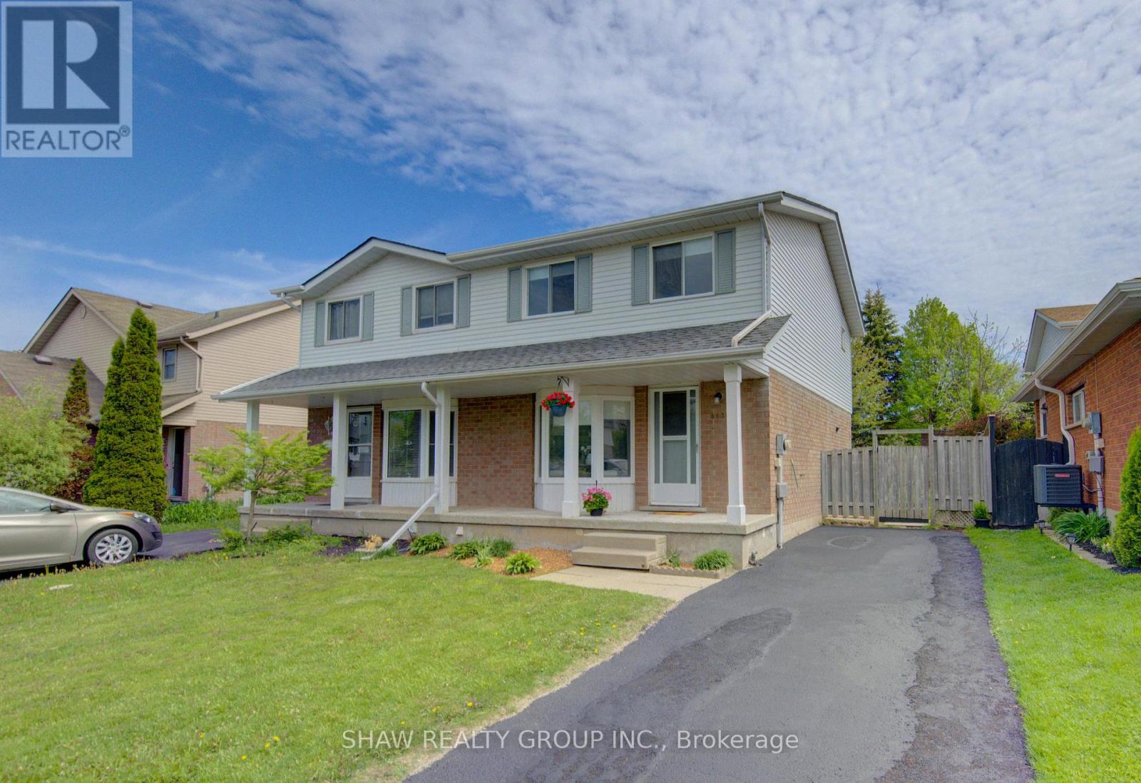 B - 603 PINEROW CRESCENT
