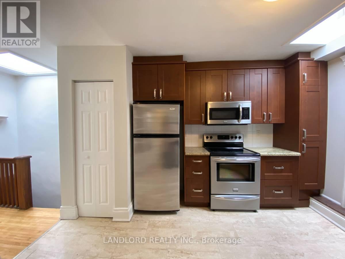 D - 343 ST. CLAIR AVENUE W