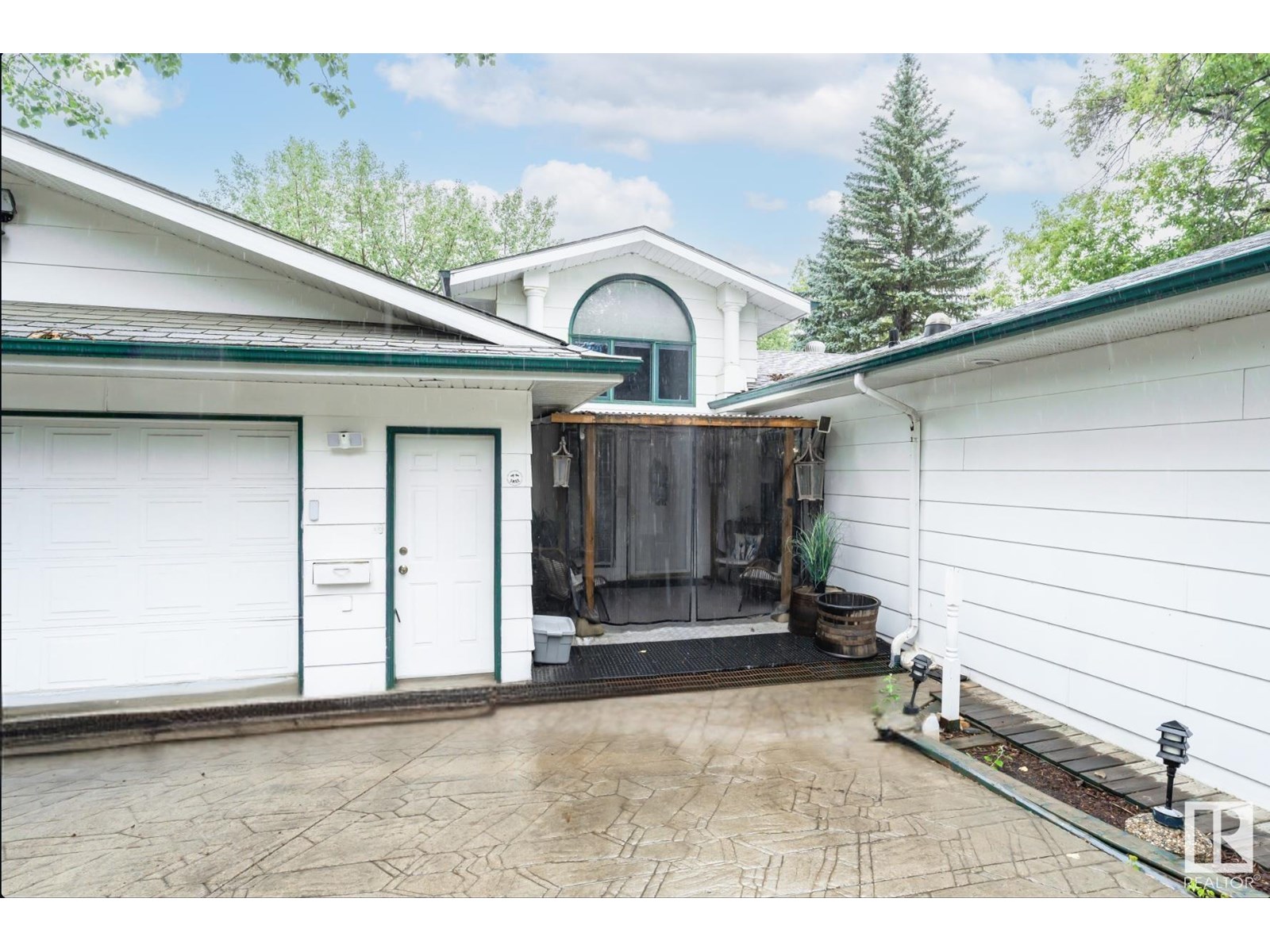 53 STURGEON RD