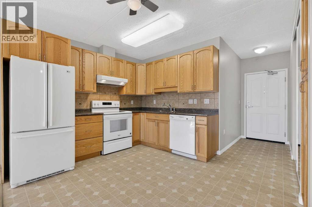 302, 400 1 Avenue SE