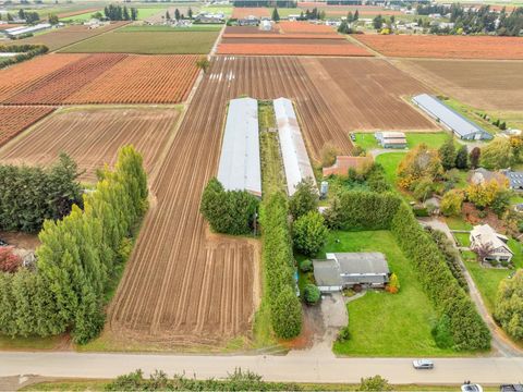 515 GLADWIN ROAD Abbotsford BC V2T5Y1