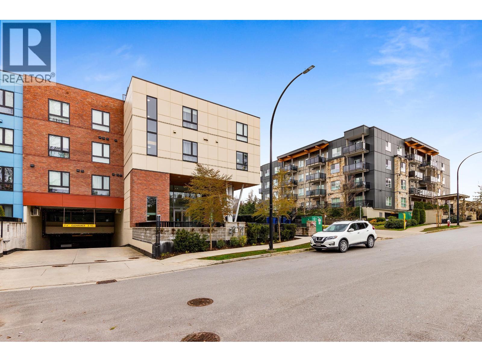 PH10 12320 222 STREET