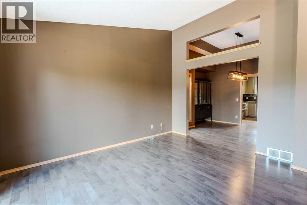 135 Canterbury Court SW