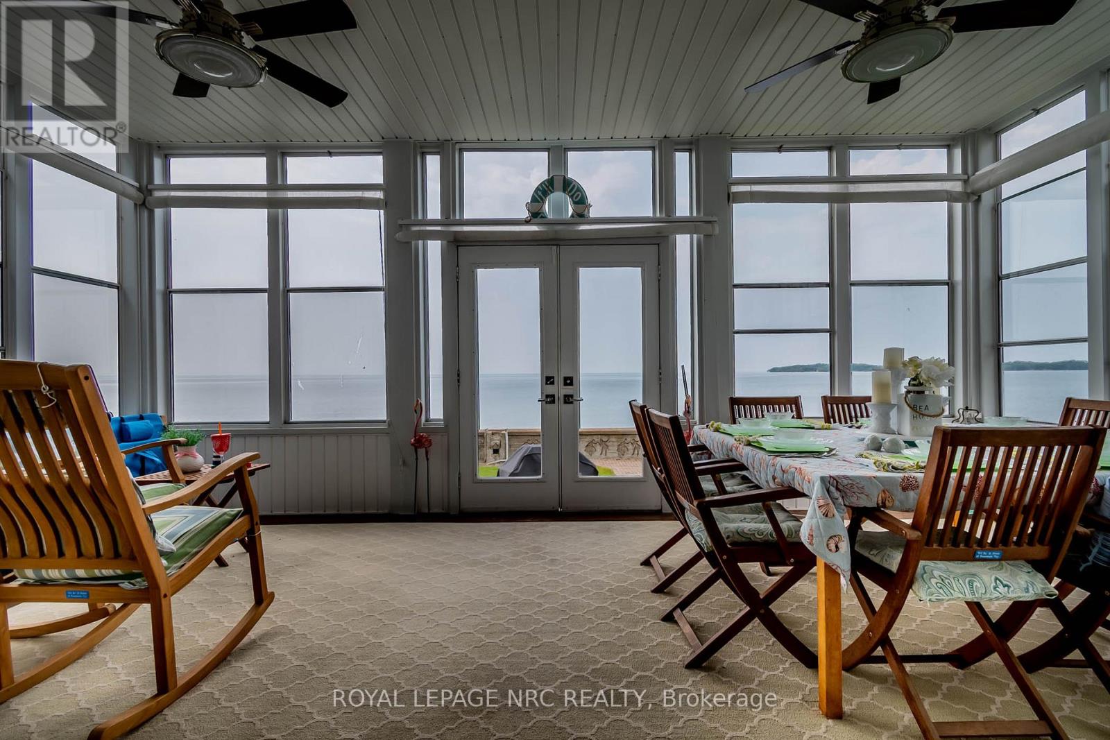 23 PROMENADE WAY