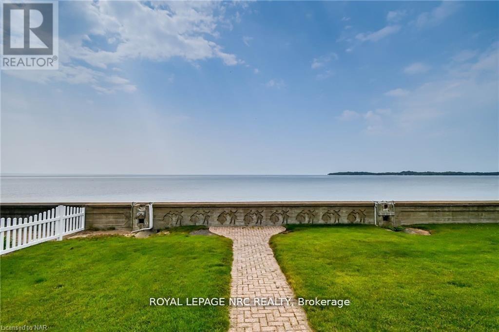 23 PROMENADE WAY