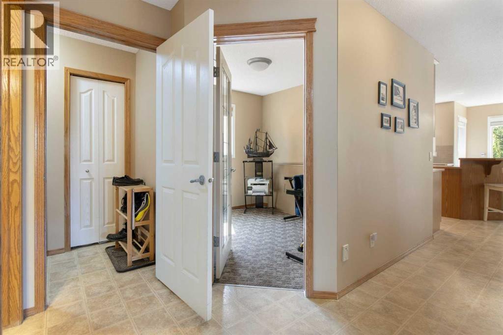 235 Everwillow Close SW