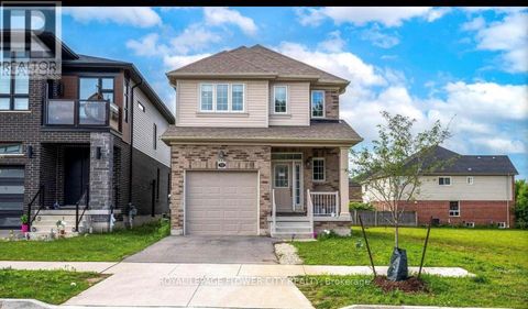 52 MONARCH WOODS DRIVE W Kitchener ON N2P2Y9