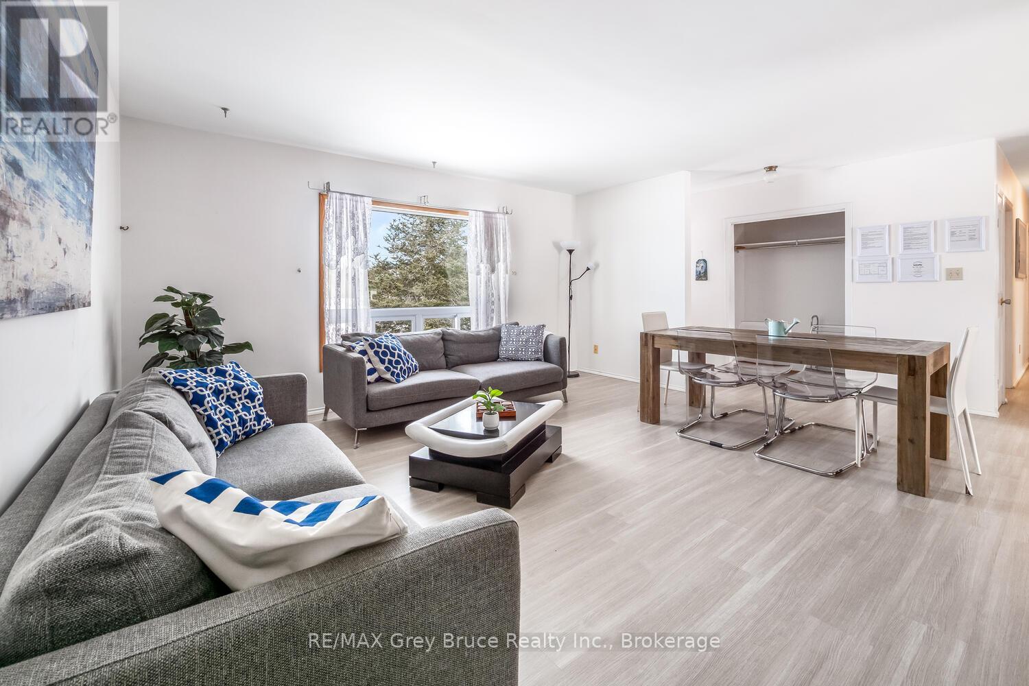 26 MAPLE GOLF CRESCENT