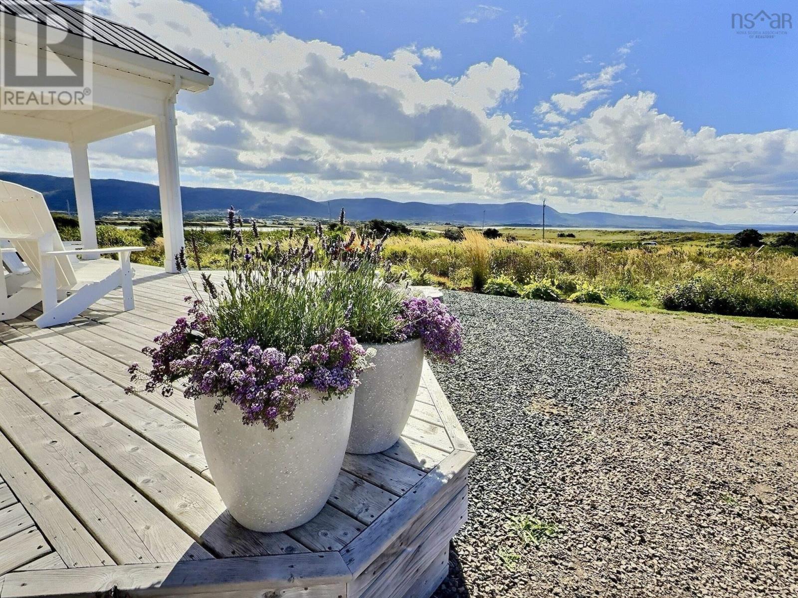 382 CHETICAMP ISLAND Road