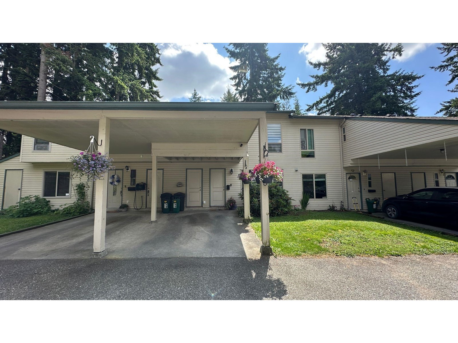 35 32310 MOUAT DRIVE
