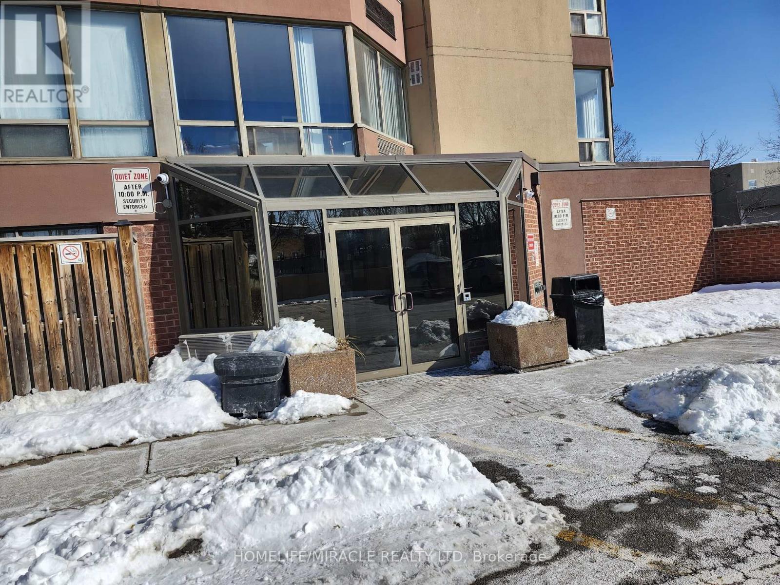 504 - 25 FAIRVIEW ROAD W