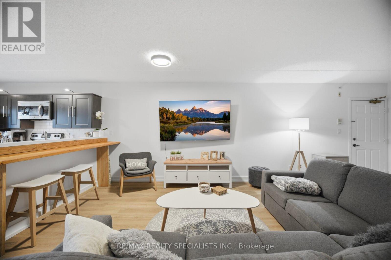 305 - 4003 KILMER DRIVE