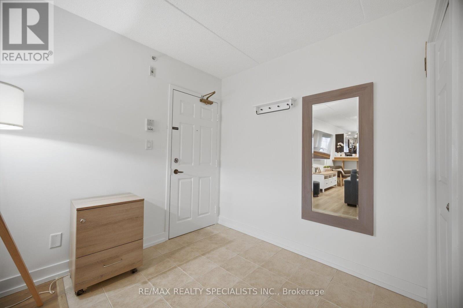 305 - 4003 KILMER DRIVE