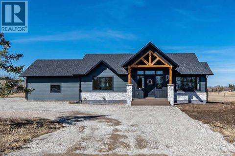 40250 543 Avenue E Rural Foothills County AB T1V1M3