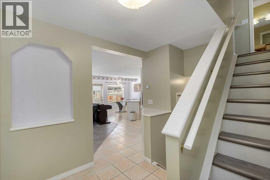 271 Citadel Meadow Grove NW
