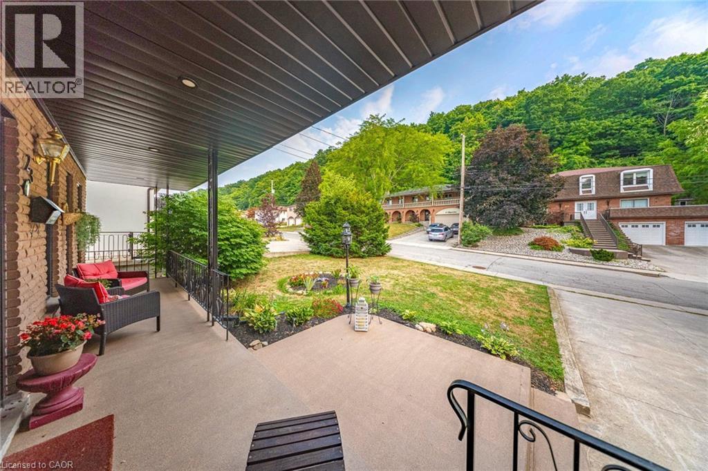 23 HILDEGARD Drive