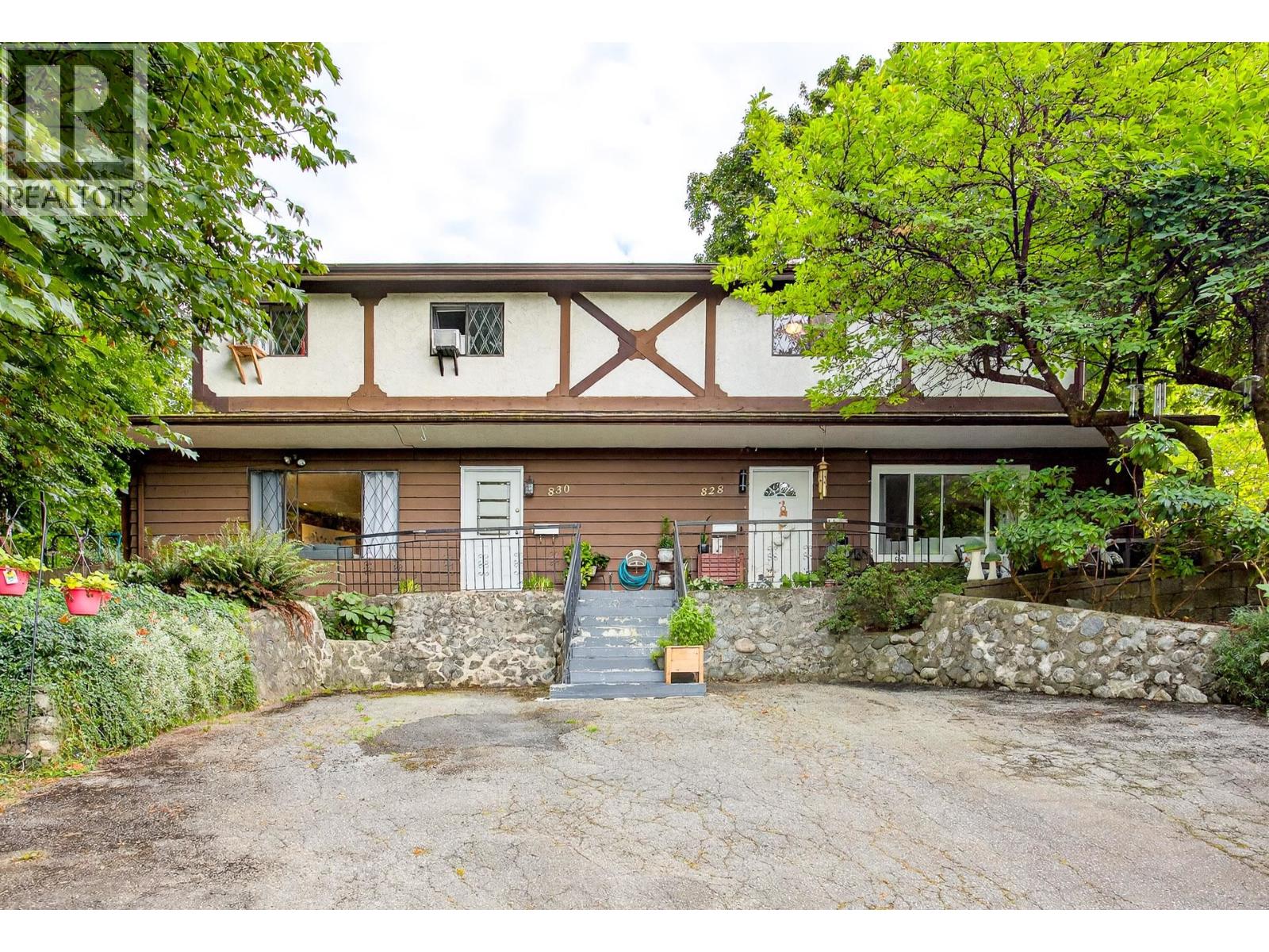 828 INGERSOLL AVENUE