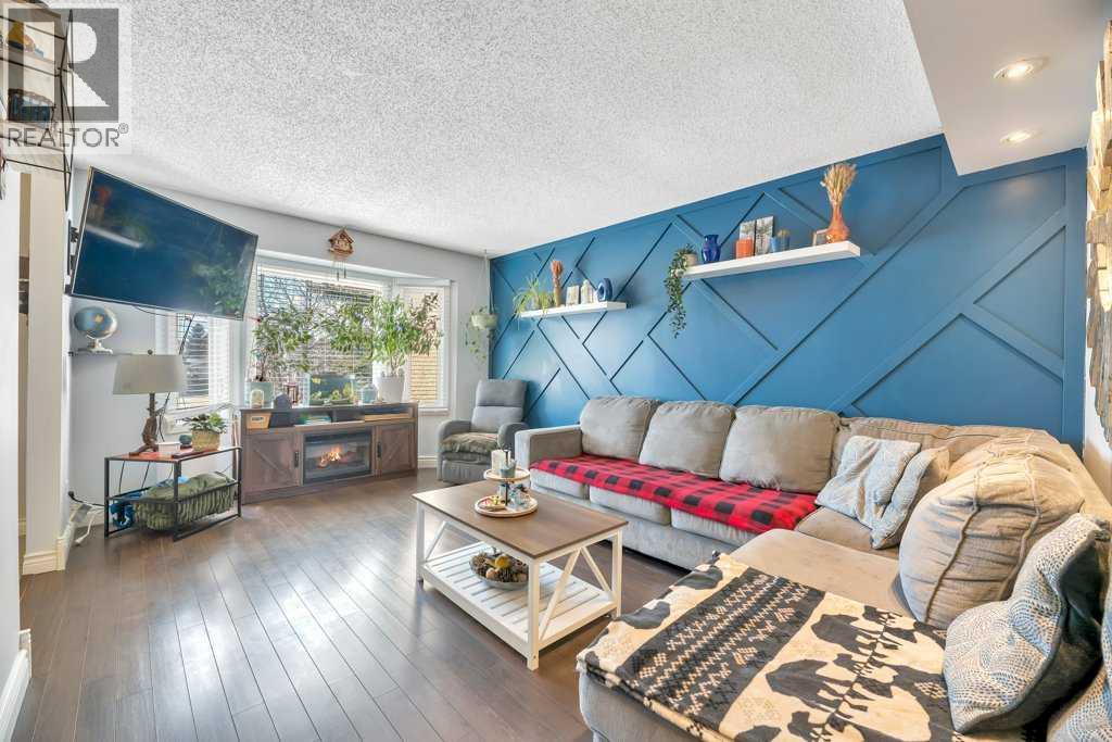 75 Deerfield Drive SE