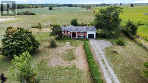 113 TAYLOR ROAD E Front of Leeds & Seeleys Bay ON K7G2V3