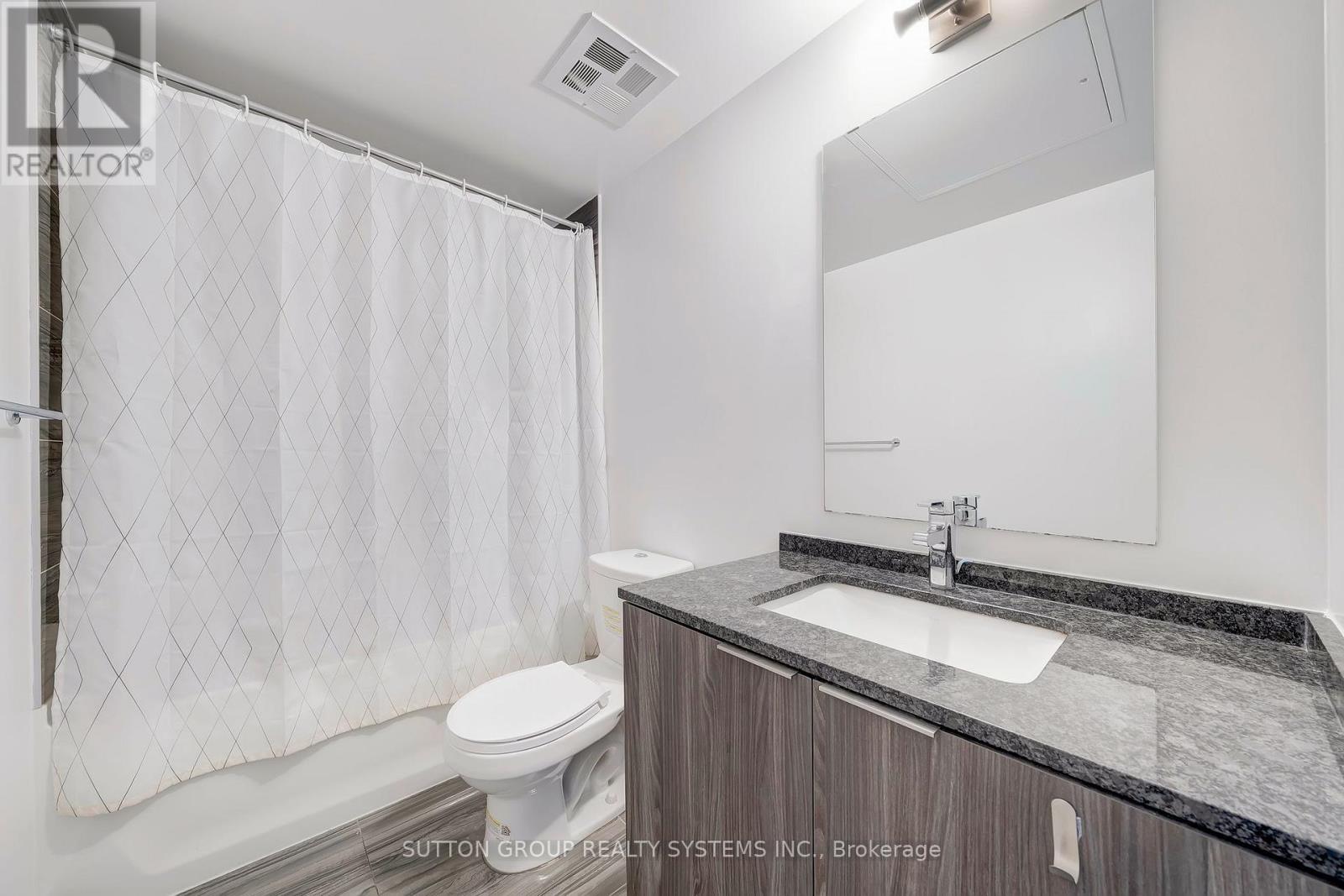 4707 - 11 WELLESLEY STREET W