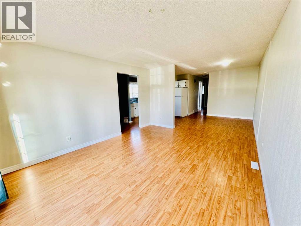 203 Penbrooke Close SE