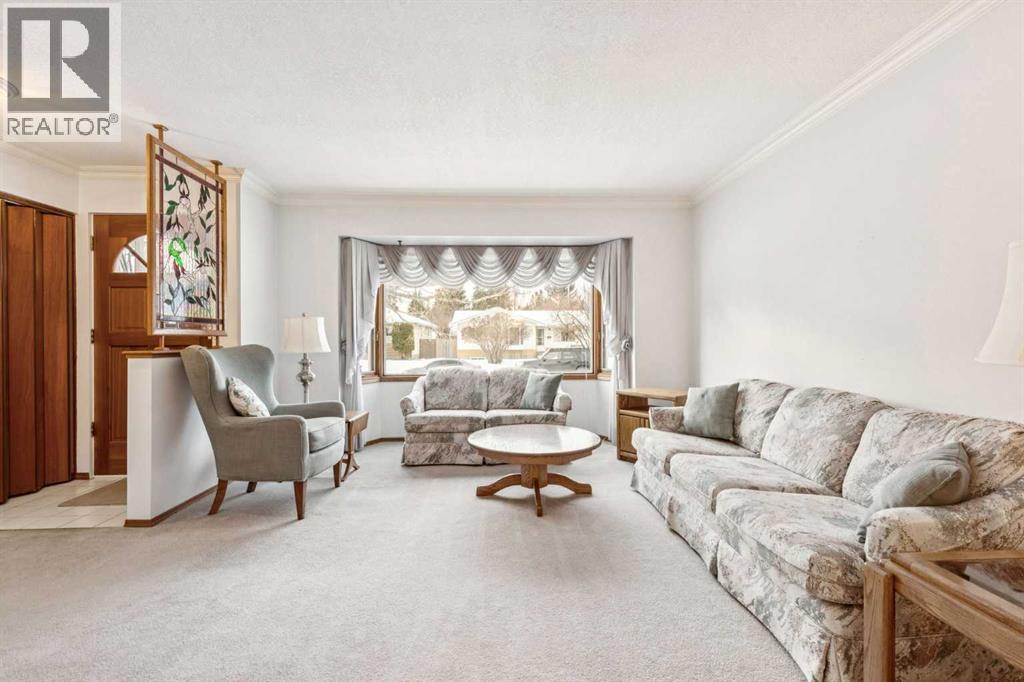 34 Atlanta Crescent SE