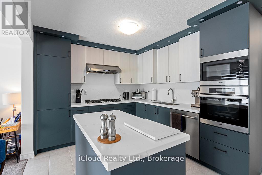 120 STONEBROOK WAY
