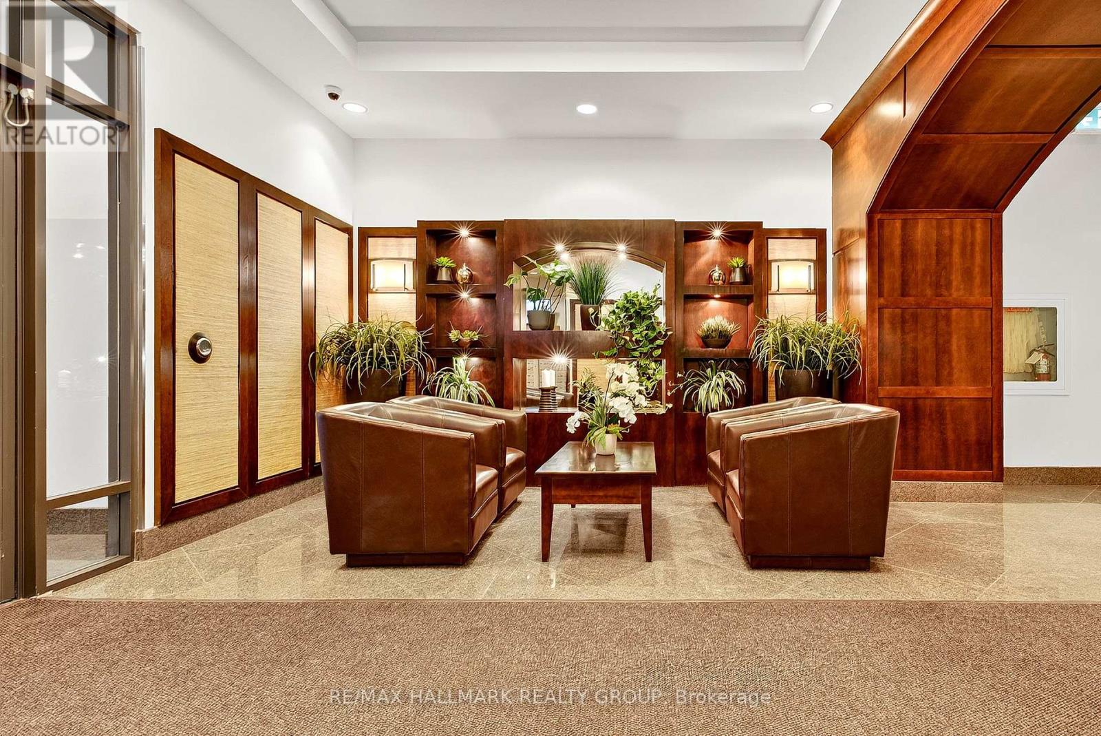 1206 - 200 BESSERER STREET