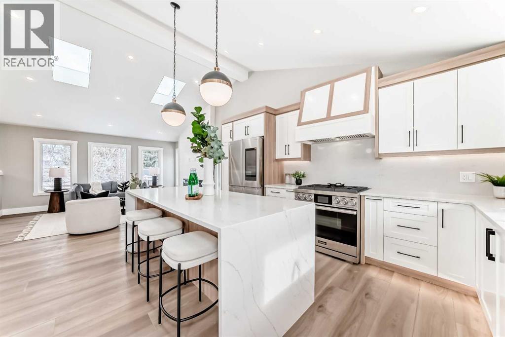 7 Lake Sundance Place SE